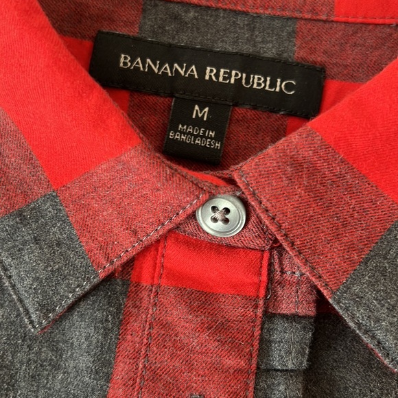 Banana Republic red / charcoal check flannel shirt - Picture 10 of 11